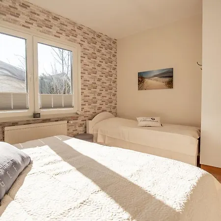 Haus Am Leuchtturm Apartment Neuharlingersiel